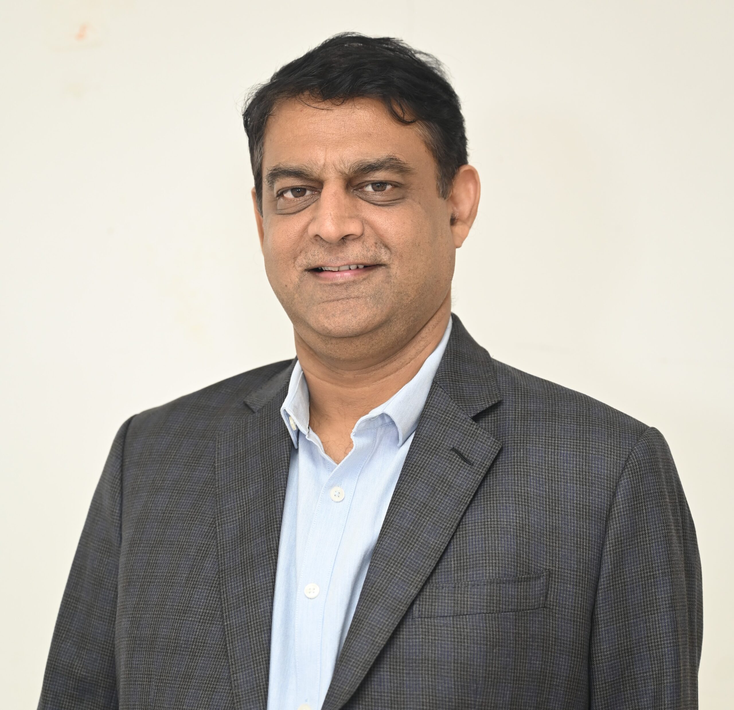 Dr. Chetan Mahajan,Consultant-Surgical Gasteroenterologist